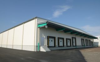 新潟輸送株式会社　倉庫