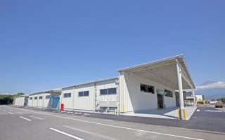 富士中央青果株式会社　卸売市場(卸売市場棟)