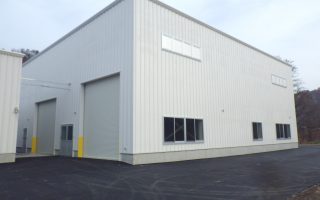 株式会社エイティ　腰越第３工場