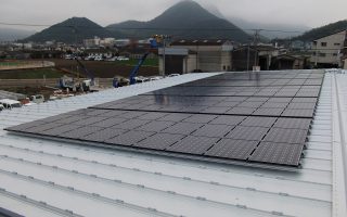 株式会社ユタカ たおる本舗プリント工場屋根太陽光発電