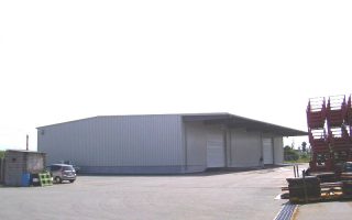 碓永自動車株式会社 熊本営業所倉庫