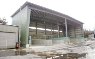 明星セメント株式会社 リサイクル品置場