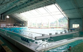 袖ヶ浦市臨海スポーツセンタープール屋根