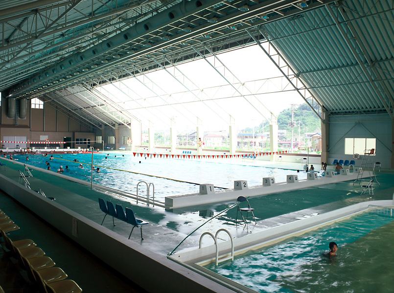 袖ヶ浦市臨海スポーツセンタープール屋根 システム建築実績no 1 横河システム建築