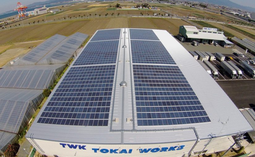 東海ワークス株式会社 豊橋物流センター屋根太陽光発電