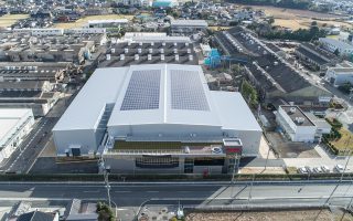 岡野バルブ製造株式会社 行橋工場加工・生産工場棟屋根太陽光発電