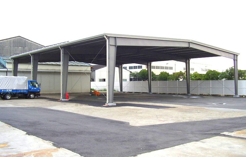 株式会社エコロ 車庫