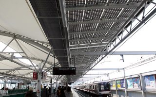東京急行電鉄株式会社　元住吉駅屋根太陽光発電