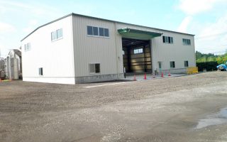 有限会社谷口油販　倉庫