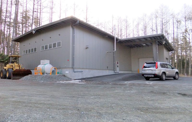 富士鳴沢飲料株式会社　工場