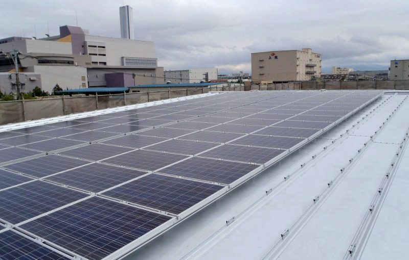中山リサイクル産業株式会社 箱崎工場屋根太陽光発電