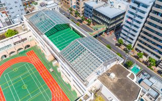 台東区立大正小学校 屋内プール開閉屋根