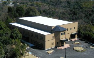 私立近畿大学 生物理工学部 学生コミュニティホール