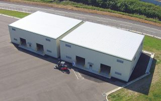 マニハ食品株式会社 倉庫Ａ棟・Ｂ棟
