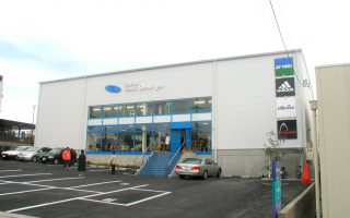 株式会社佐々テニス企画 インドアテニススクール３０２