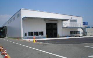 株式会社黒田製作所 　飾磨工場金型研究所棟
