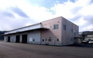 有限会社油作岡田化学工業所　八木工場