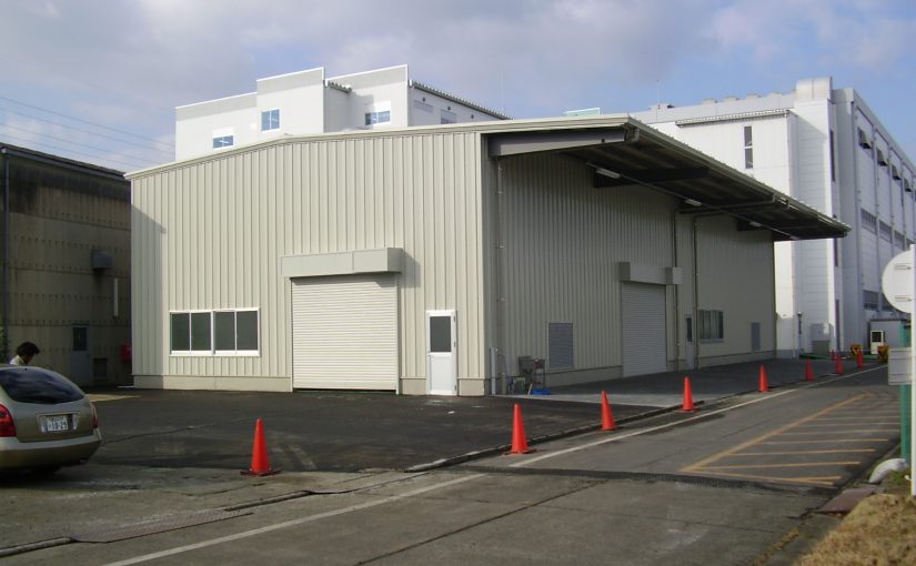 株式会社小松製作所 湘南工場倉庫棟