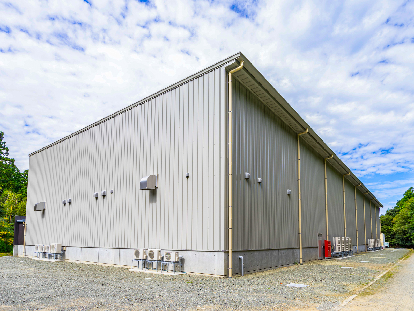 Exterior-2.JPG