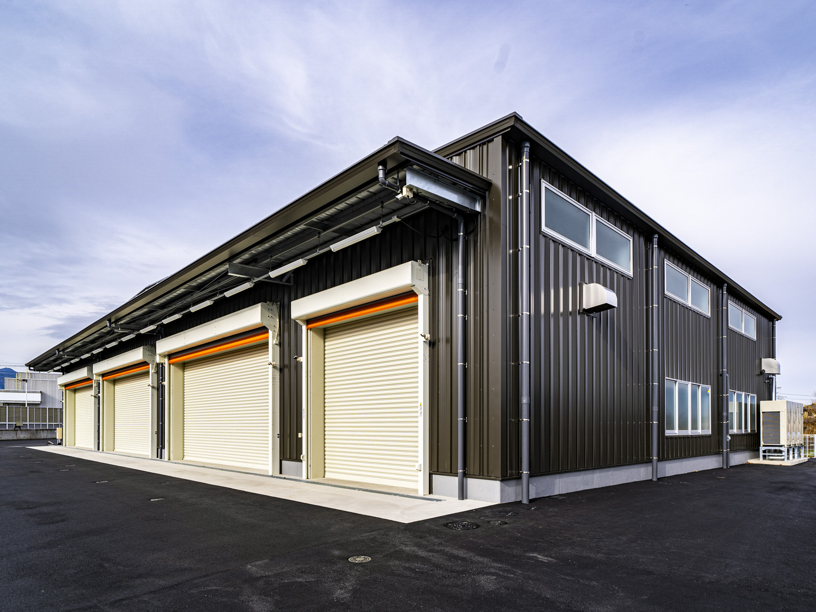 Exterior-5.JPG