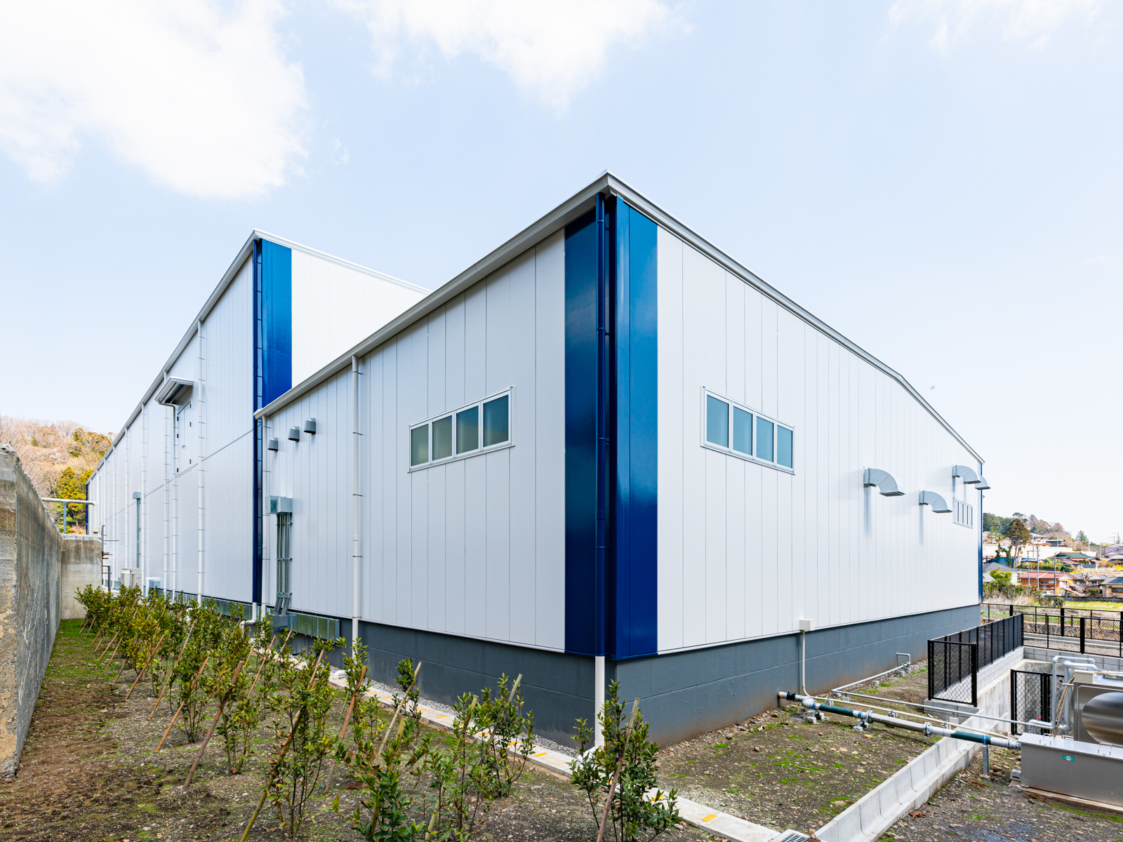 Exterior-3.JPG