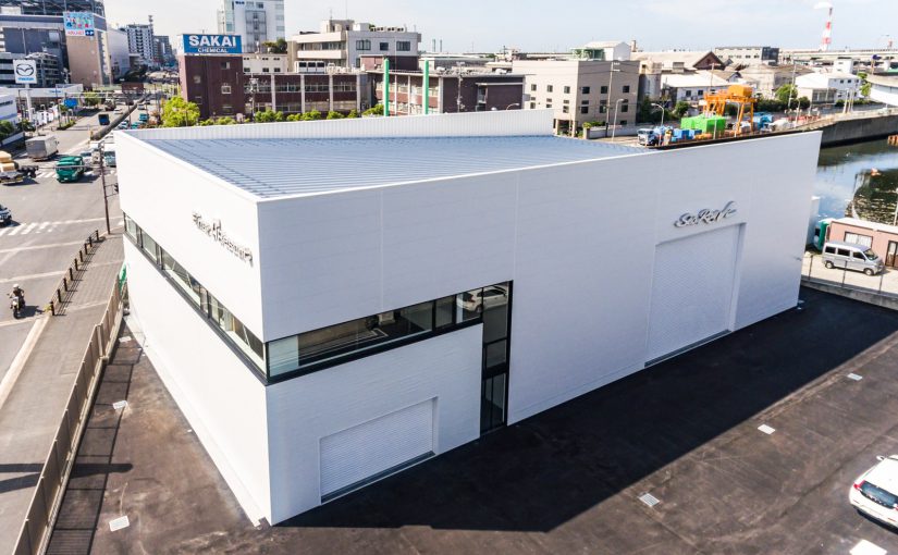 アインスAリゾート株式会社 展示場兼整備工場
