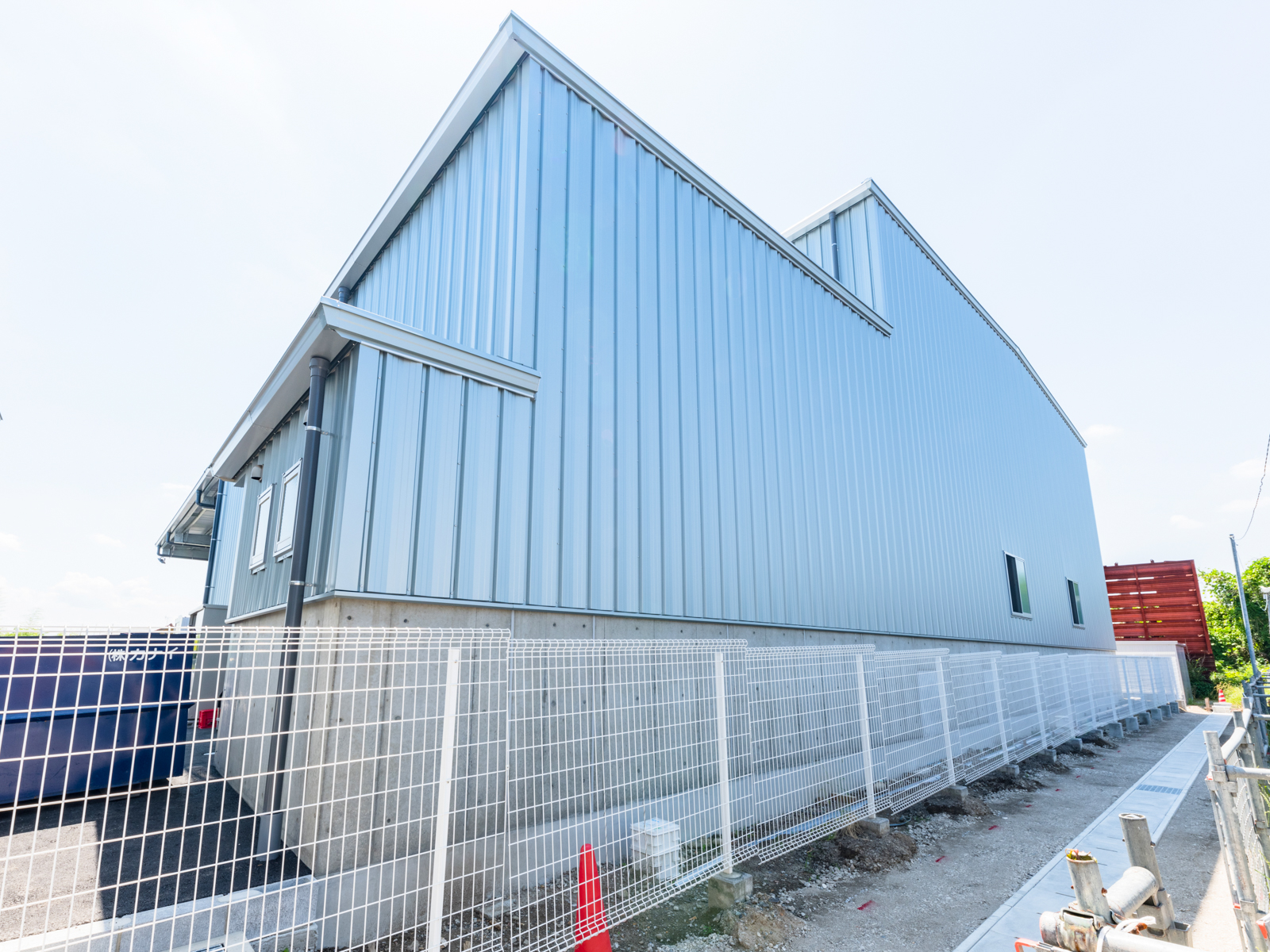 Exterior-5.JPG