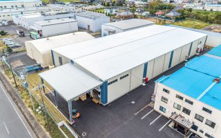 新洸化成株式会社 本社第二工場