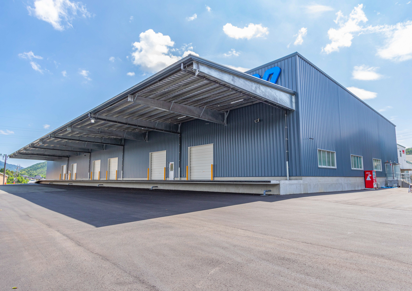 Exterior-1.JPG