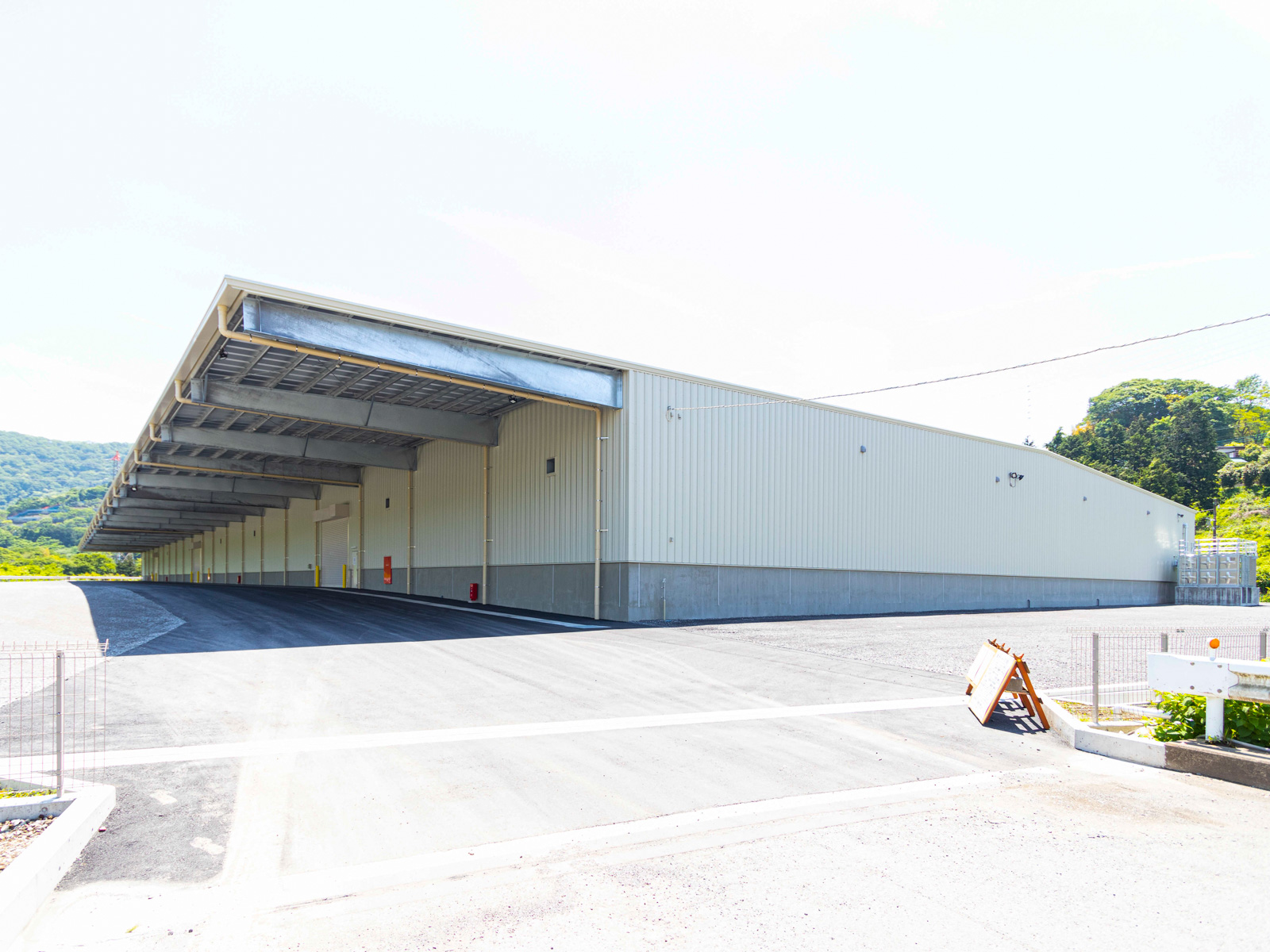 Exterior-3.JPG