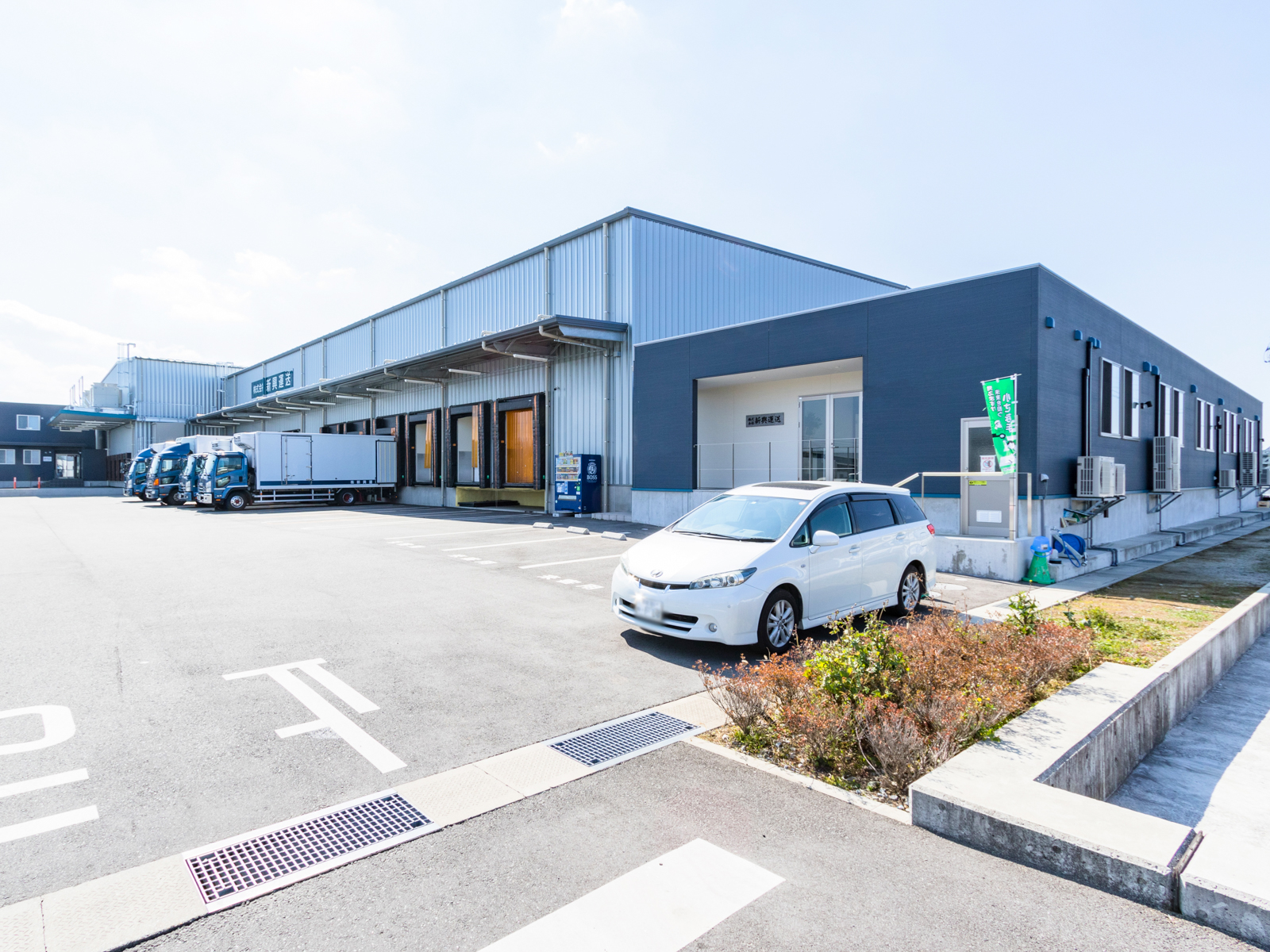 Exterior-4.JPG