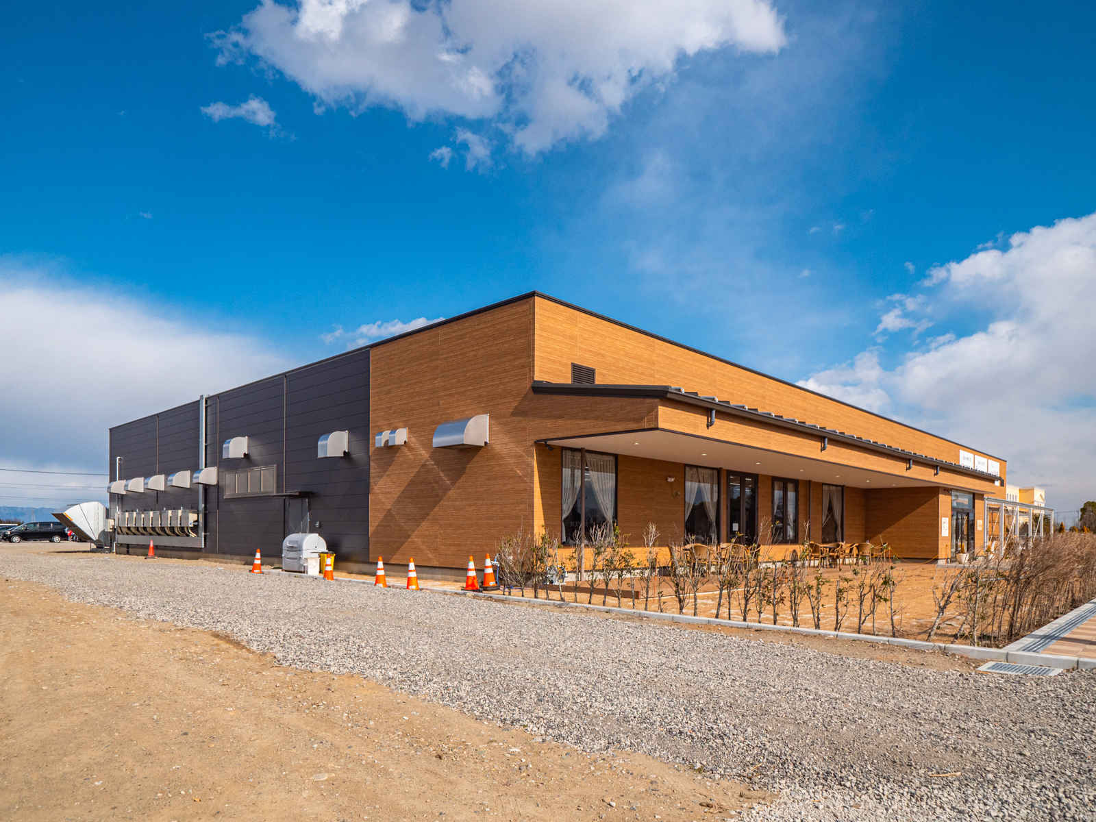Exterior-4.JPG