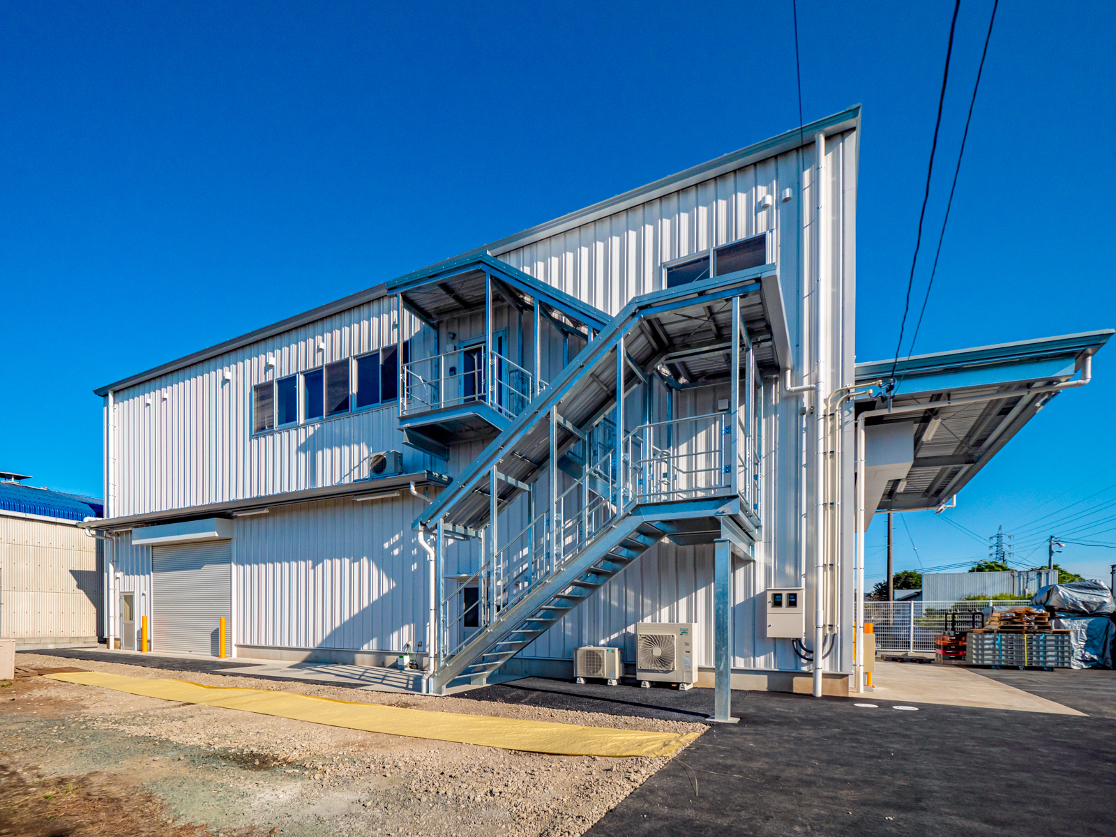 Exterior-3.JPG