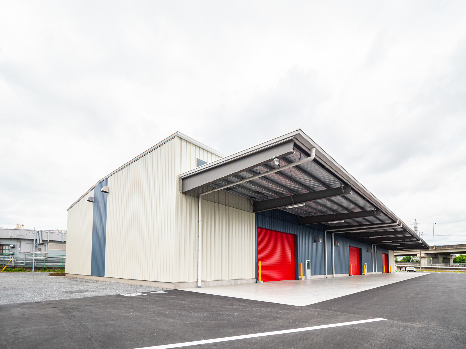 Exterior-5.JPG