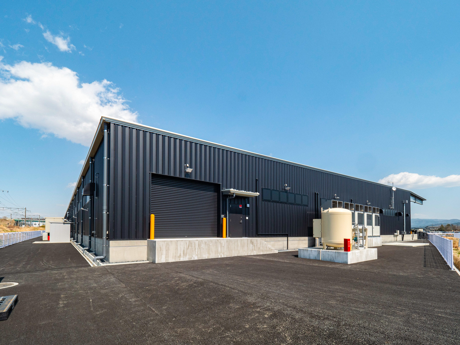 Exterior-5.JPG