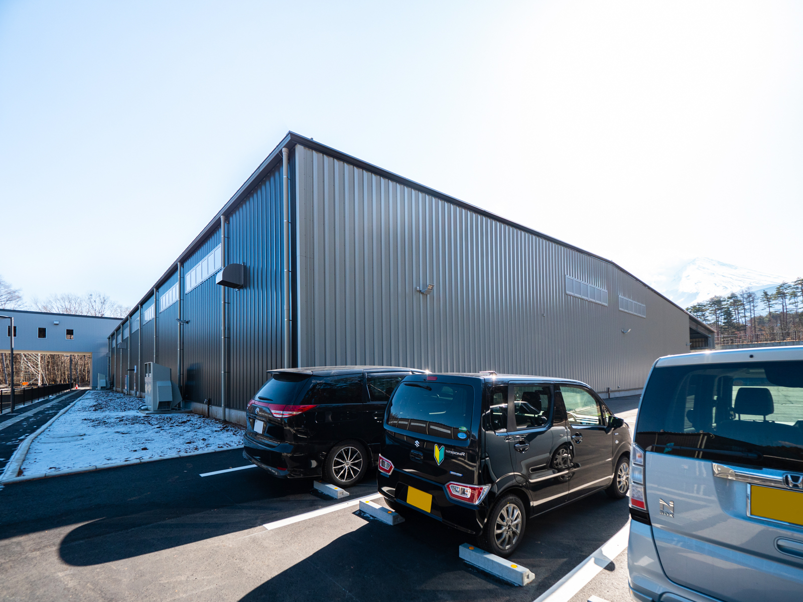 Exterior-3.JPG