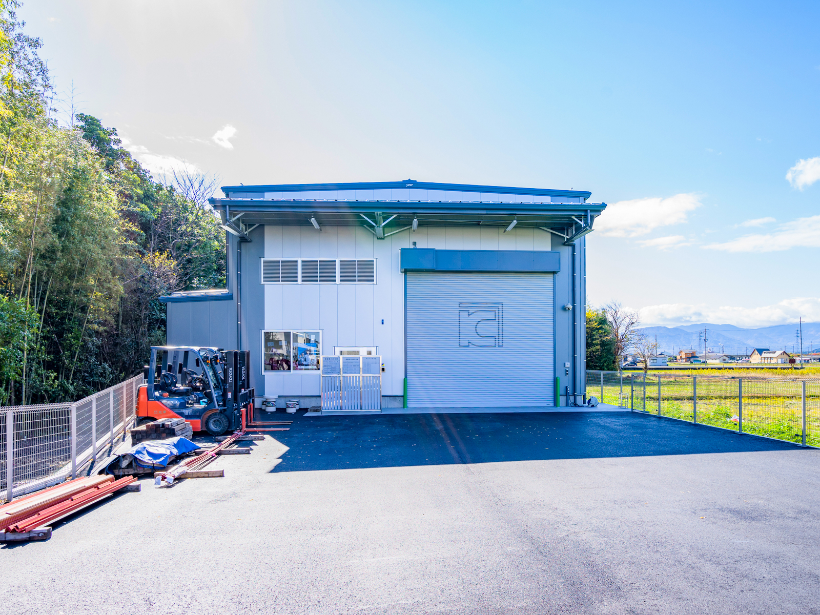 Exterior-1.JPG