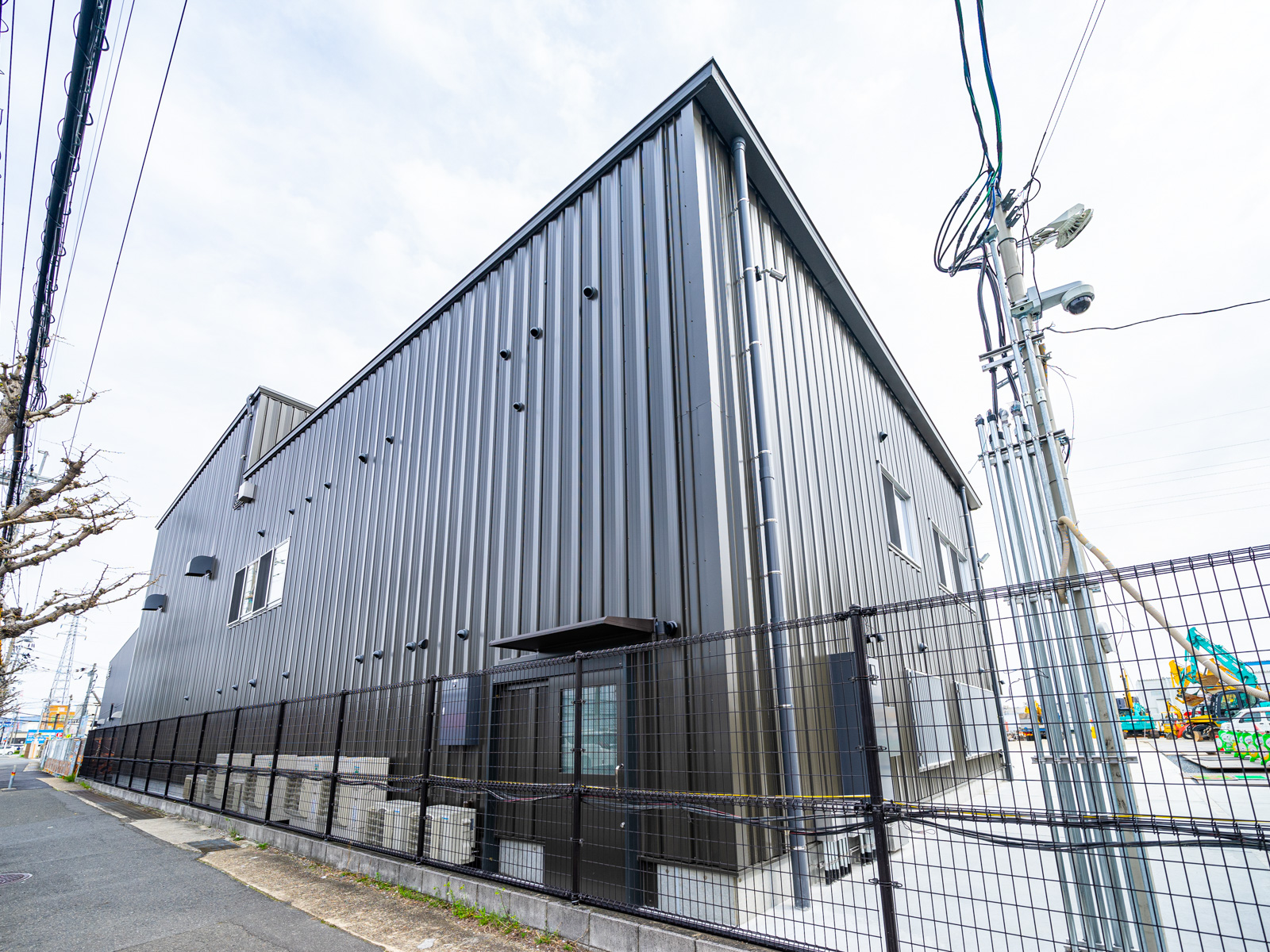 Exterior-5.JPG