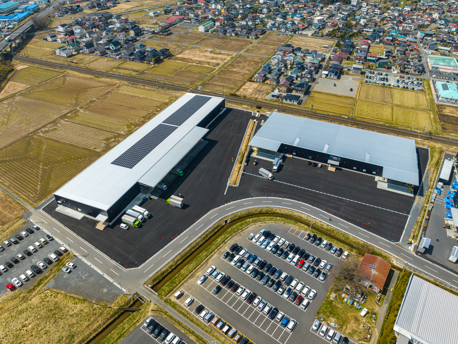 Exterior-1.JPG
