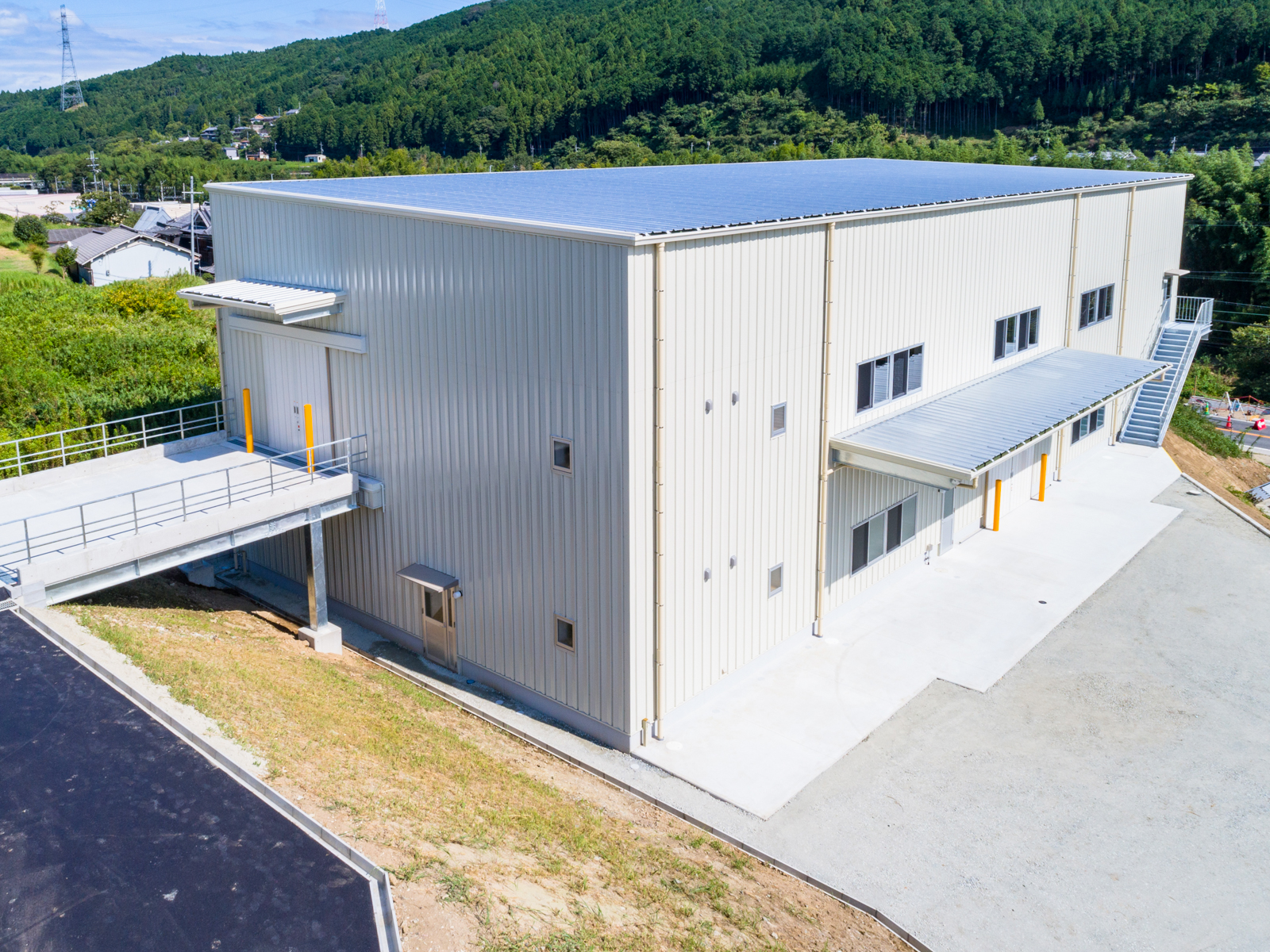 Exterior-1.JPG