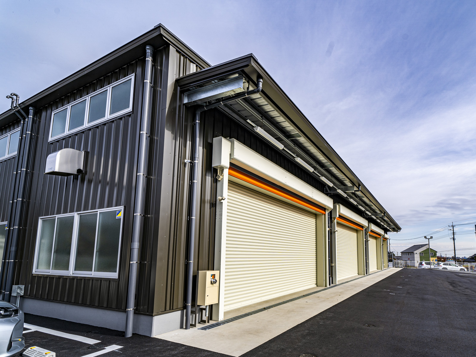 Exterior-5.JPG