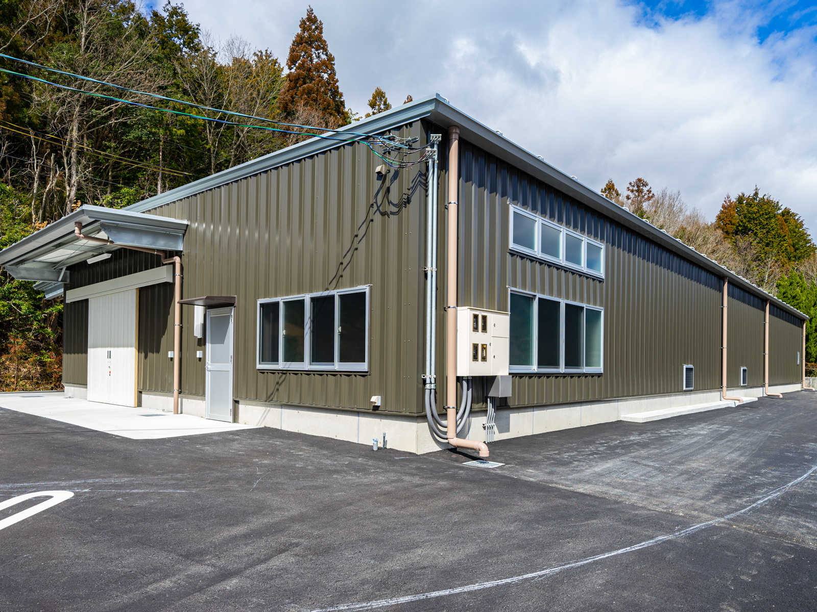 Exterior-5.JPG