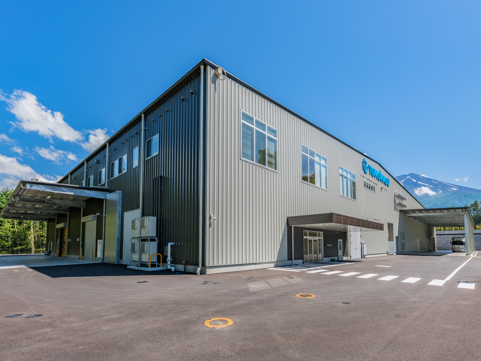 Exterior-2.JPG