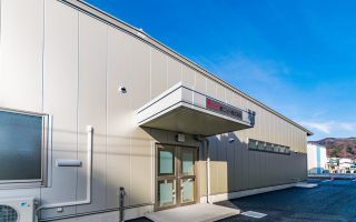 網ニット株式会社　本社工場
