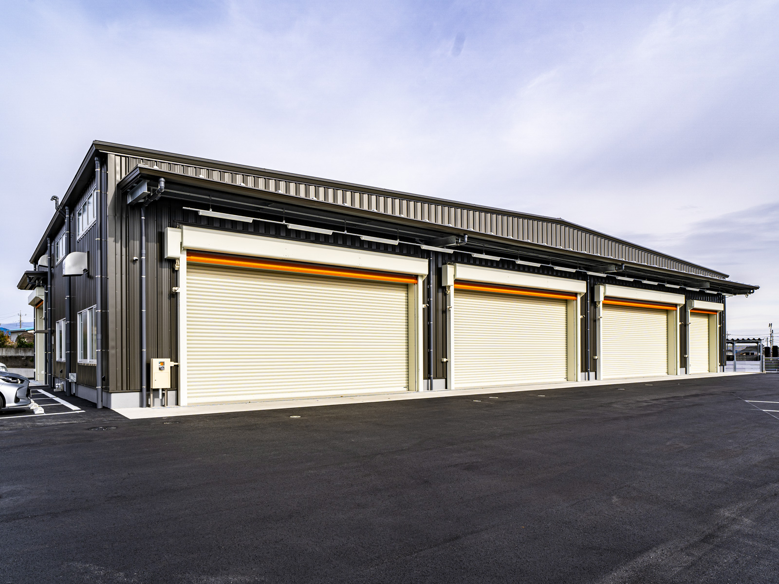 Exterior-4.JPG