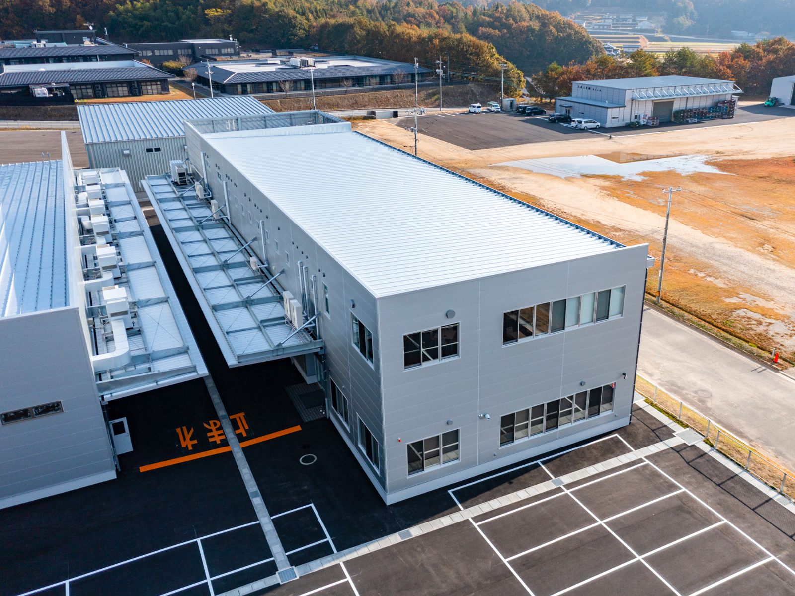 Exterior-5.JPG