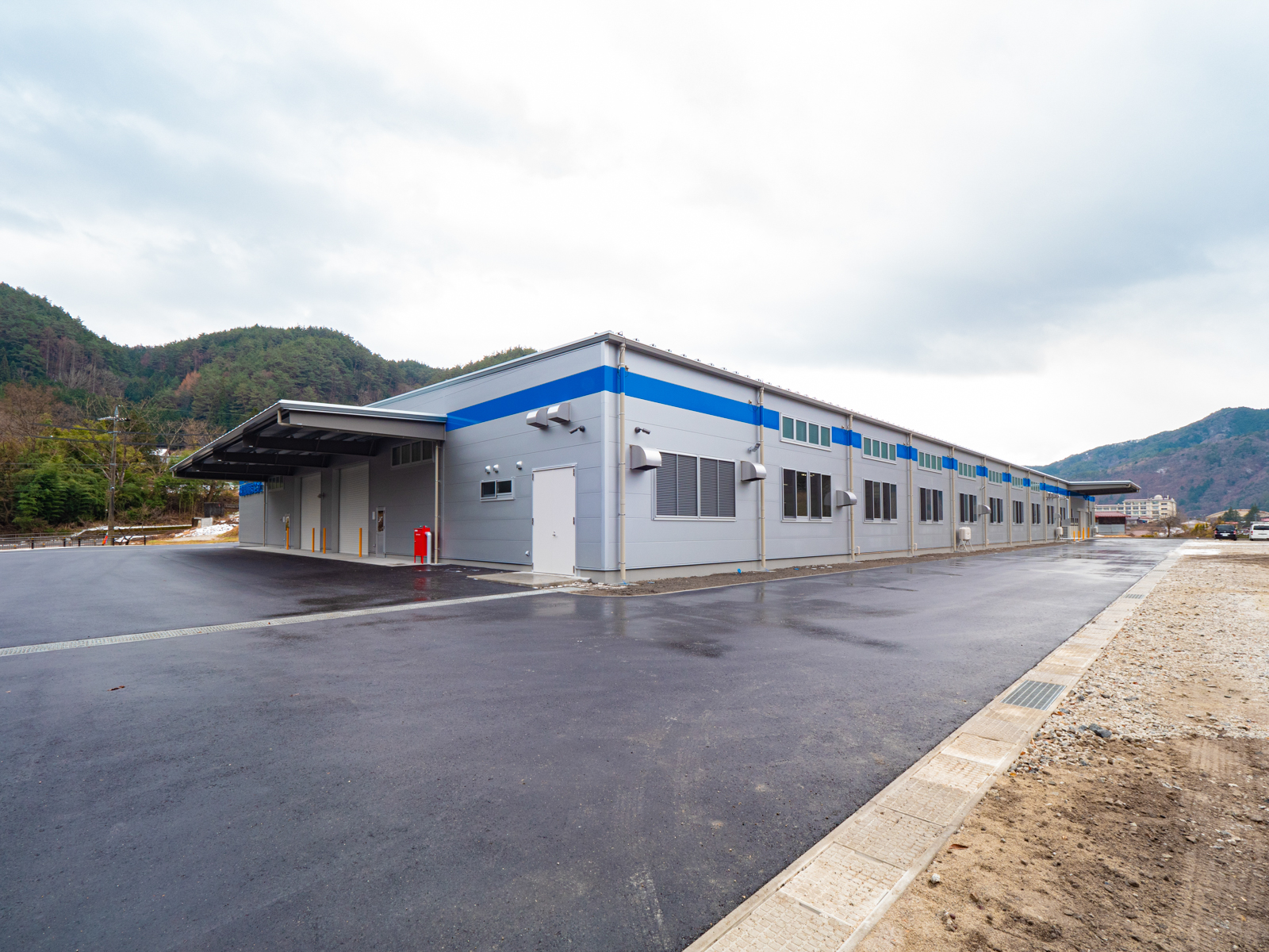 Exterior-4.JPG