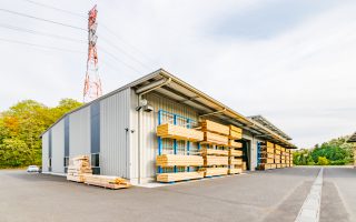 株式会社林産 本社宮の郷工場B棟