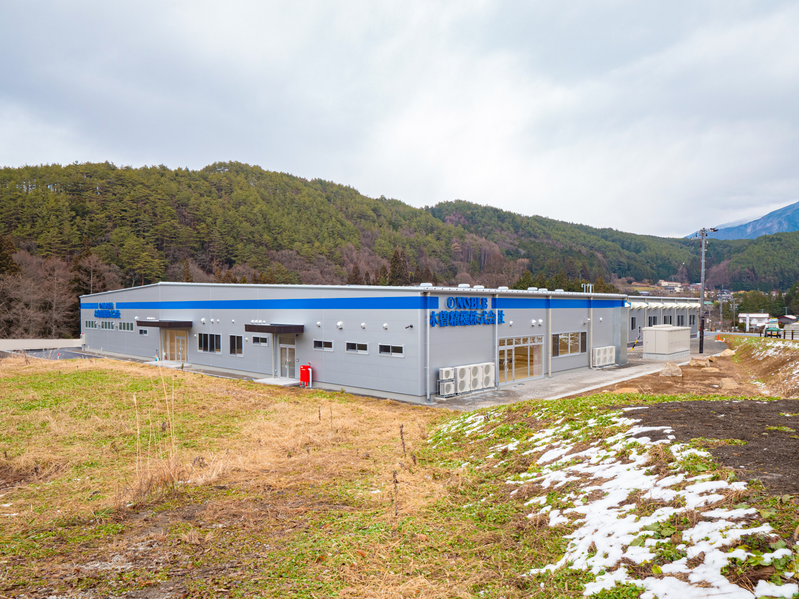 Exterior-5.JPG