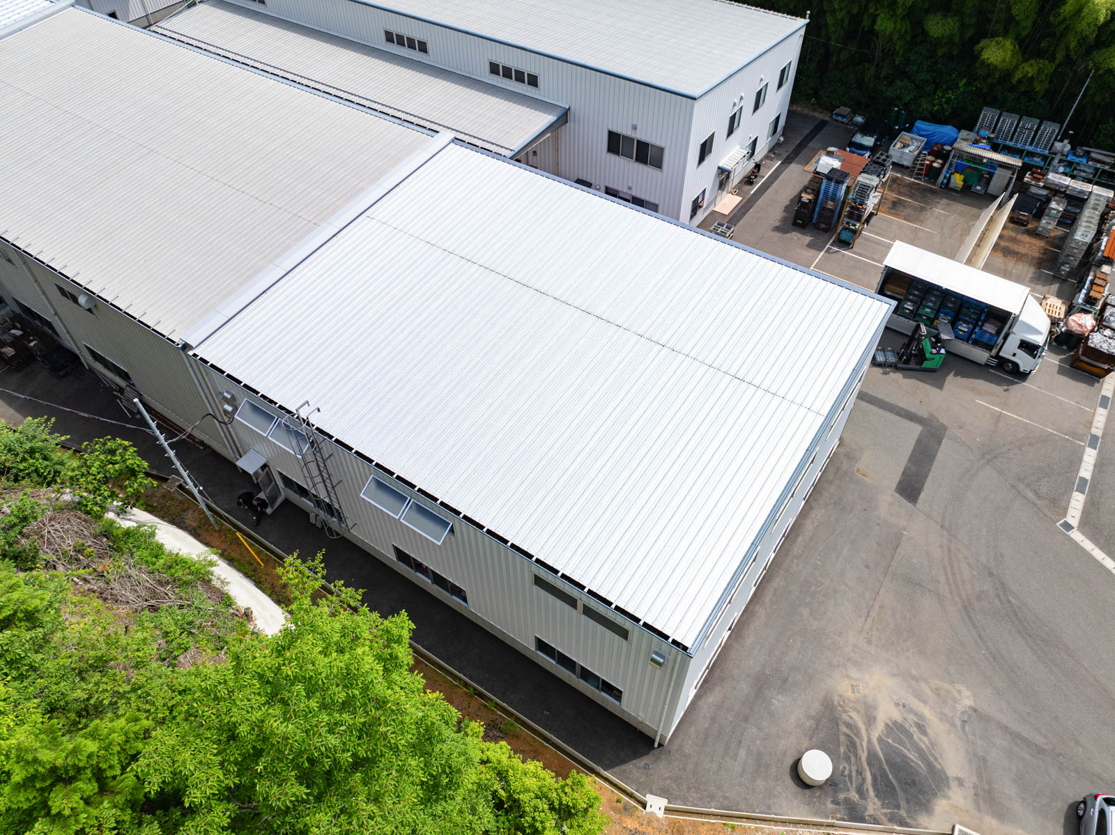 Exterior-4.JPG